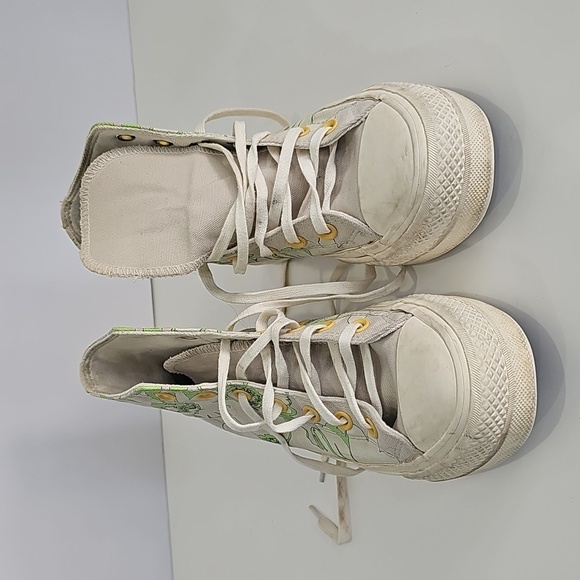 Converse High-Top Sneakers with Green and Yellow Accents - Picture 7 of 9